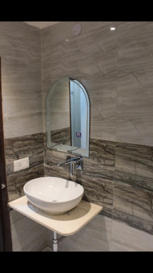 Hotel Le Mem Делі Екстер'єр фото