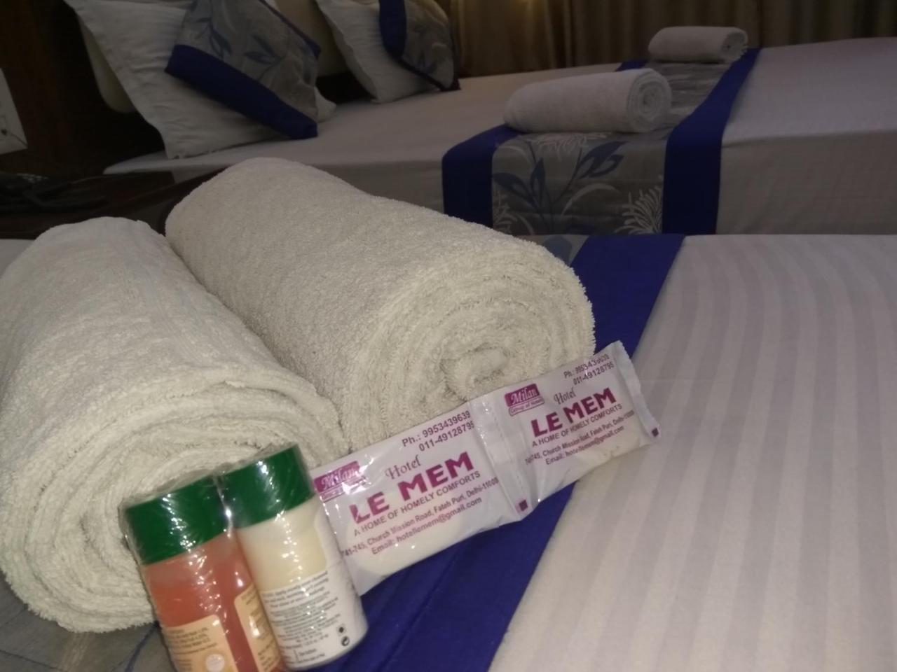 Hotel Le Mem Делі Екстер'єр фото