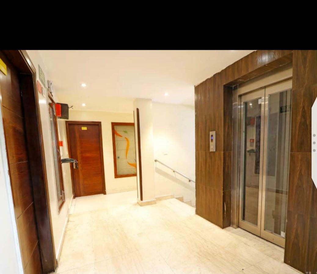 Hotel Le Mem Делі Екстер'єр фото