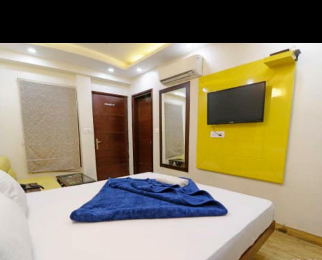Hotel Le Mem Делі Екстер'єр фото